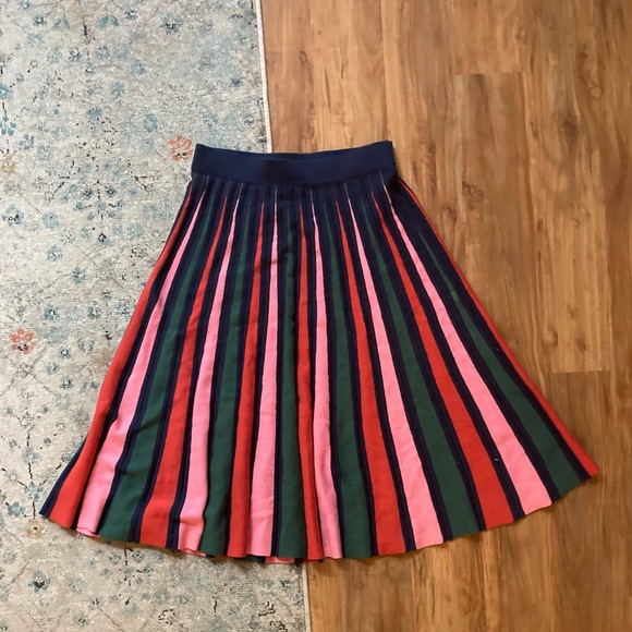 Skies are Blue pleated sweater skirt - Picture 1 of 3